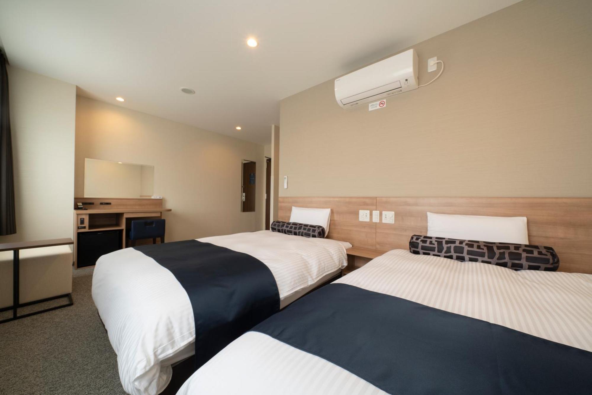 Just Inn Premium Toyohashi Station Quarto foto